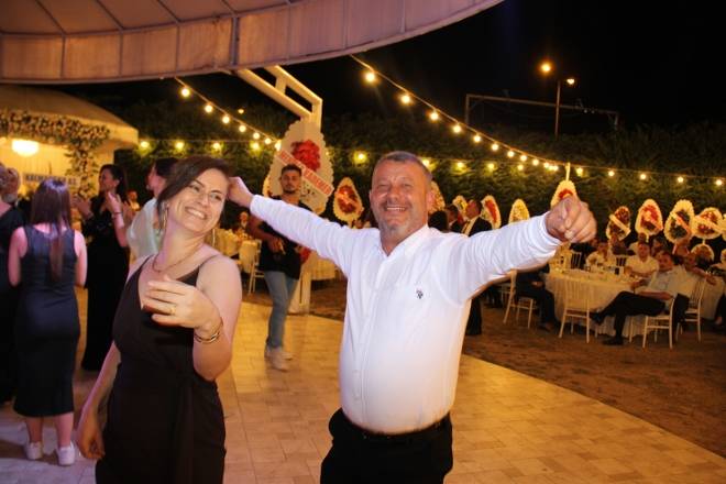 Bafra'da Muhteşem Nikah Töreni: Gülşah Nurcan ve Aydın Bekar Evlend 98