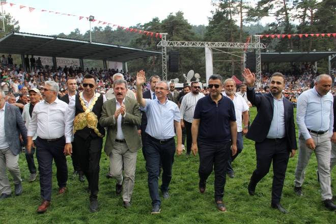 Kunduz Yaylasına 40 Bin Kişi Akın Etti 103