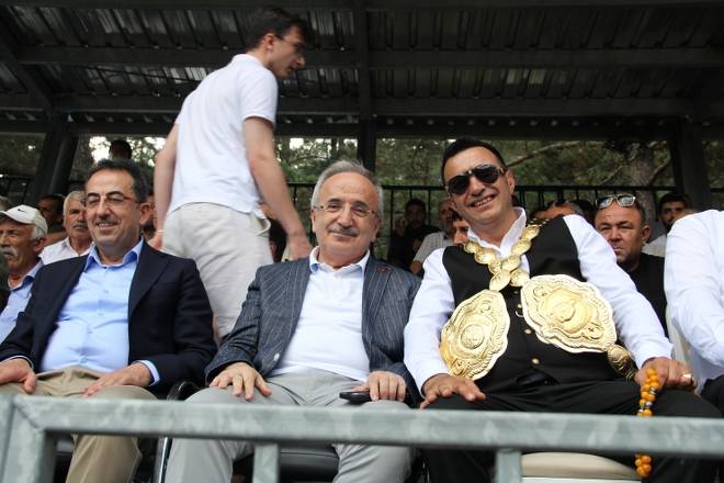 Kunduz Yaylasına 40 Bin Kişi Akın Etti 106