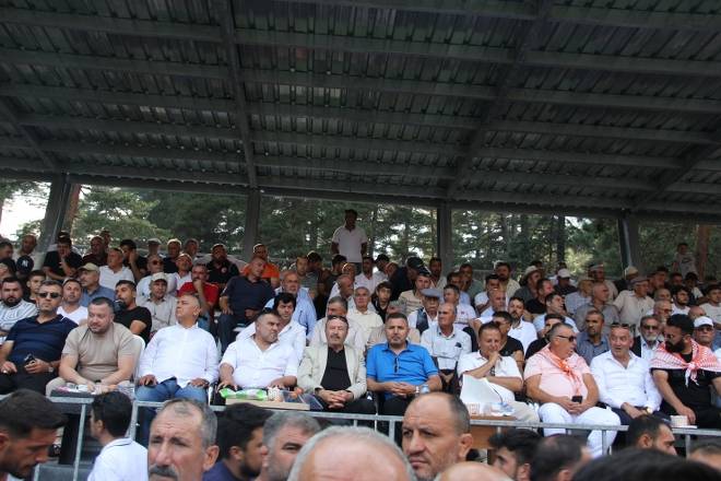 Kunduz Yaylasına 40 Bin Kişi Akın Etti 123