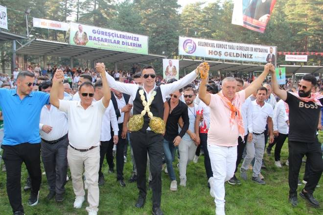 Kunduz Yaylasına 40 Bin Kişi Akın Etti 137