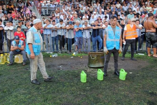 Kunduz Yaylasına 40 Bin Kişi Akın Etti 146