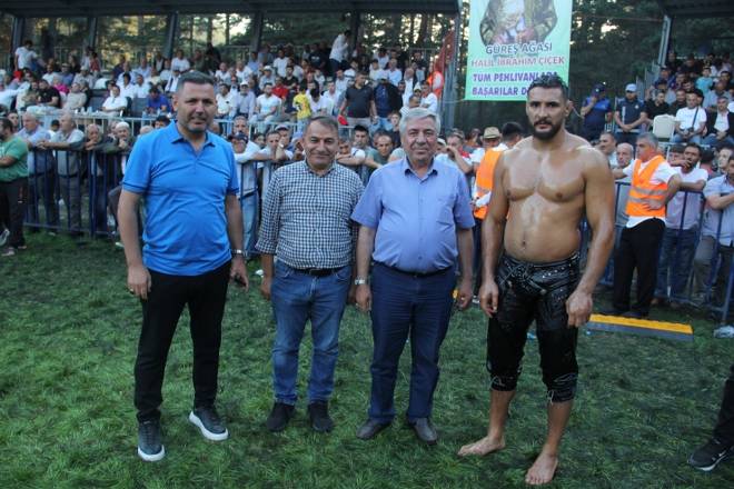 Kunduz Yaylasına 40 Bin Kişi Akın Etti 154