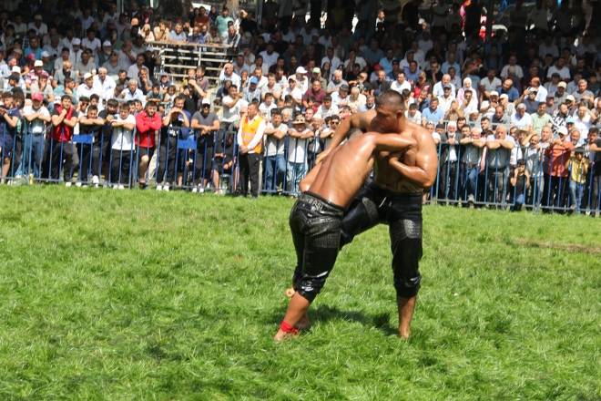 Kunduz Yaylasına 40 Bin Kişi Akın Etti 64