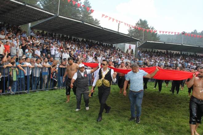 Kunduz Yaylasına 40 Bin Kişi Akın Etti 74