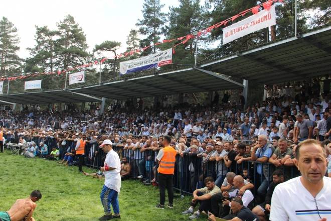 Kunduz Yaylasına 40 Bin Kişi Akın Etti 95
