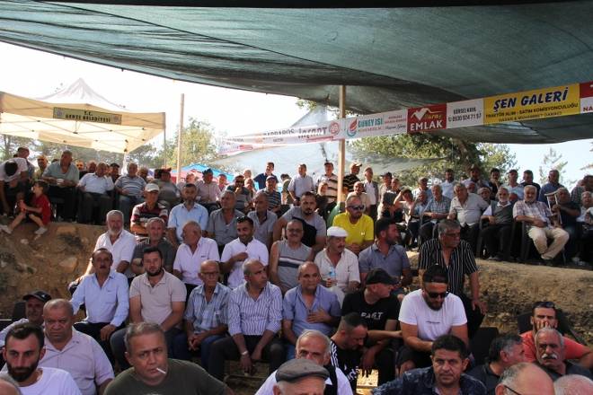 3. Gerze Abdaloğlu Köyü Karakucak Güreşlerine yoğun ilgi 102