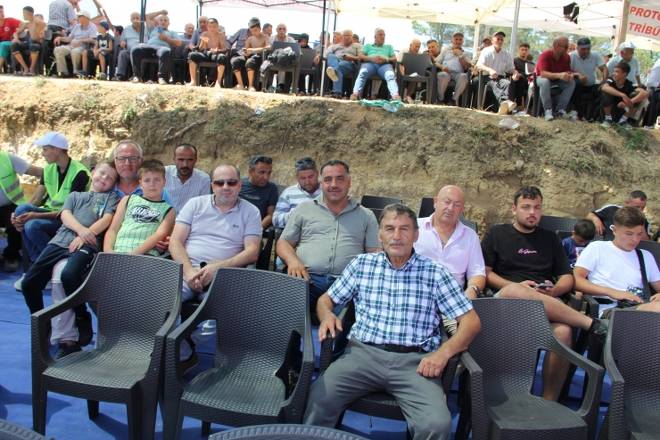3. Gerze Abdaloğlu Köyü Karakucak Güreşlerine yoğun ilgi 3