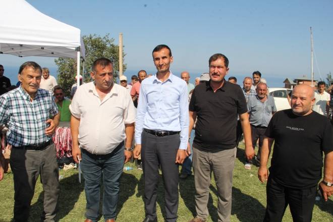 3. Gerze Abdaloğlu Köyü Karakucak Güreşlerine yoğun ilgi 82