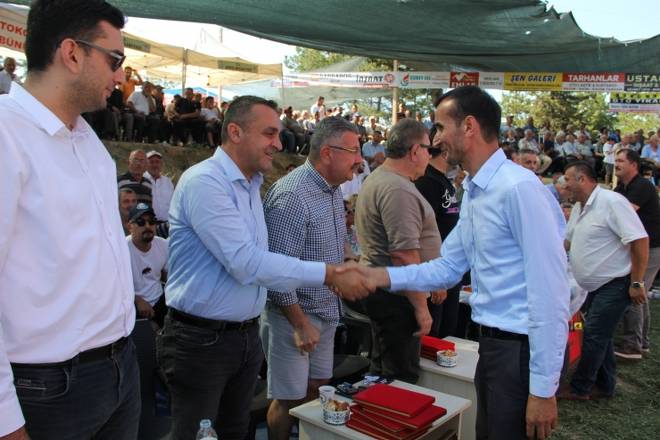 3. Gerze Abdaloğlu Köyü Karakucak Güreşlerine yoğun ilgi 88