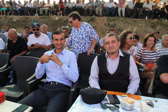 3. Gerze Abdaloğlu Köyü Karakucak Güreşlerine yoğun ilgi 89