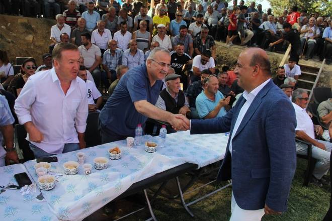 3. Gerze Abdaloğlu Köyü Karakucak Güreşlerine yoğun ilgi 90