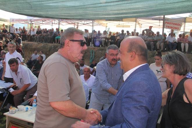 3. Gerze Abdaloğlu Köyü Karakucak Güreşlerine yoğun ilgi 98