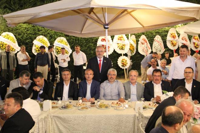 Melisa  Hidayet Kılıç’a Bafra’da Düğün Merasimi Düzenlendi 32