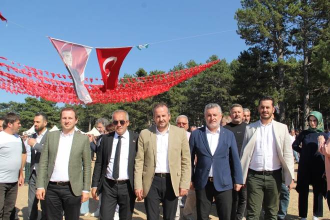 Bursa SAMDEF 1. Samsun Kültür Festivali’nde 55.000 Kişi katıldı 32
