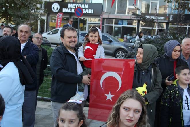 Kız Meslek Lisesi, 29 Ekim’de Coşkulu Programıyla Gönülleri Fethetti 41