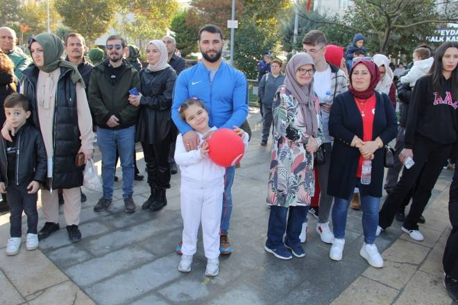 Kız Meslek Lisesi, 29 Ekim’de Coşkulu Programıyla Gönülleri Fethetti 42