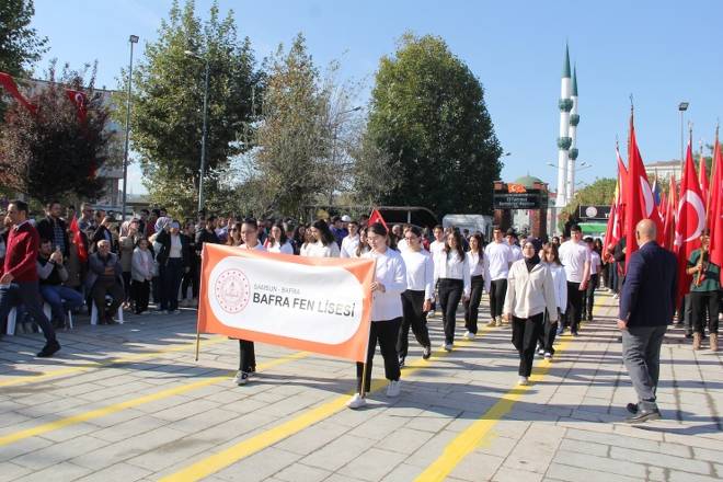 Kız Meslek Lisesi, 29 Ekim’de Coşkulu Programıyla Gönülleri Fethetti 63