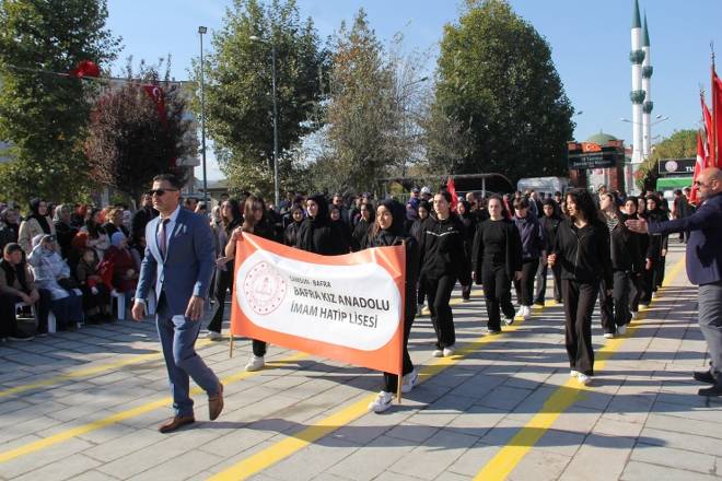 Kız Meslek Lisesi, 29 Ekim’de Coşkulu Programıyla Gönülleri Fethetti 64