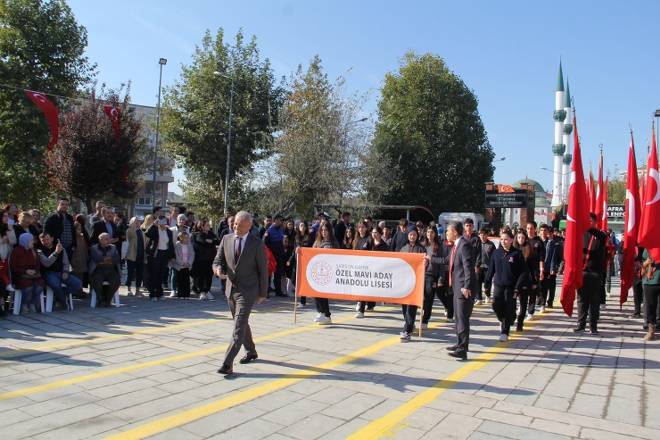 Kız Meslek Lisesi, 29 Ekim’de Coşkulu Programıyla Gönülleri Fethetti 73