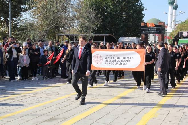 Kız Meslek Lisesi, 29 Ekim’de Coşkulu Programıyla Gönülleri Fethetti 74