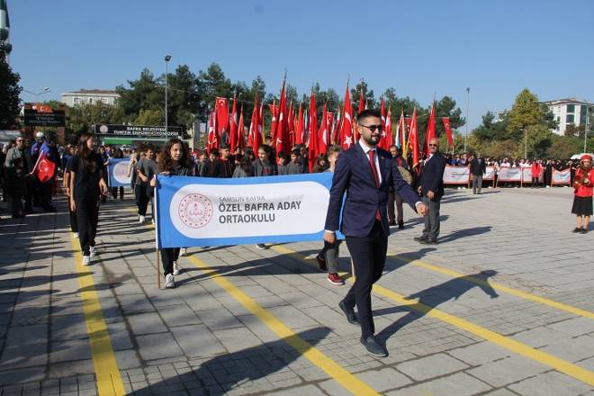 Kız Meslek Lisesi, 29 Ekim’de Coşkulu Programıyla Gönülleri Fethetti 87