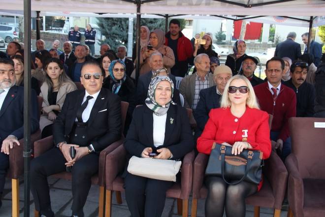 Kız Meslek Lisesi, 29 Ekim’de Coşkulu Programıyla Gönülleri Fethetti 91