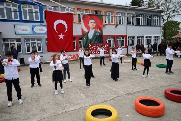 Kelikler’de Bayram Coşkusu Zirve Yaptı 108