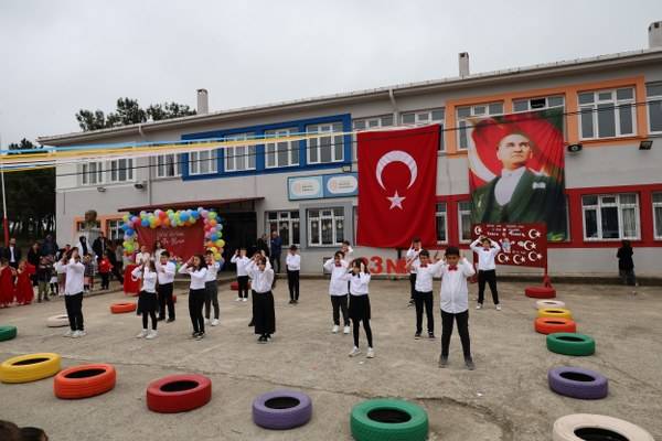 Kelikler’de Bayram Coşkusu Zirve Yaptı 110