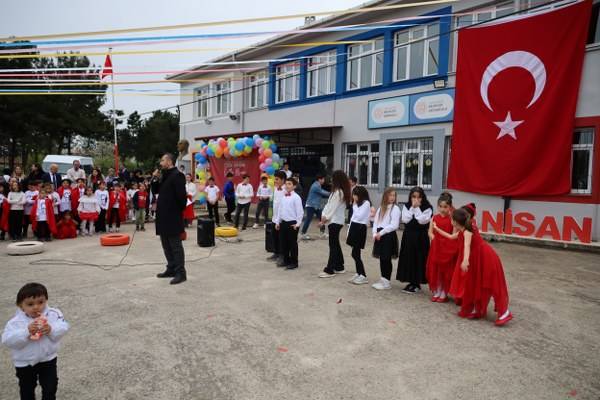 Kelikler’de Bayram Coşkusu Zirve Yaptı 148