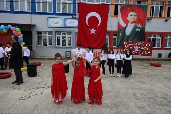 Kelikler’de Bayram Coşkusu Zirve Yaptı 164