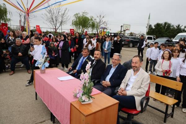 Kelikler’de Bayram Coşkusu Zirve Yaptı 45