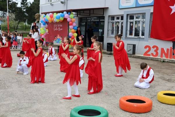 Kelikler’de Bayram Coşkusu Zirve Yaptı 56