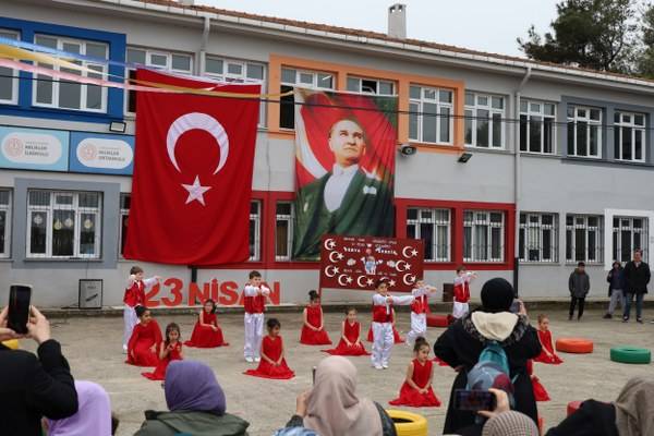 Kelikler’de Bayram Coşkusu Zirve Yaptı 60