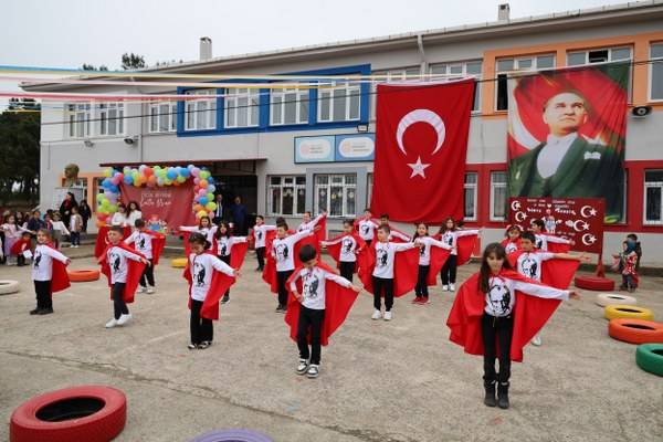 Kelikler’de Bayram Coşkusu Zirve Yaptı 74