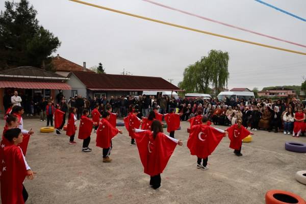 Kelikler’de Bayram Coşkusu Zirve Yaptı 80