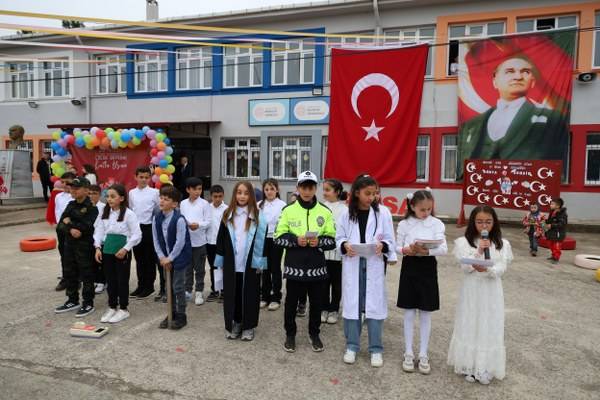 Kelikler’de Bayram Coşkusu Zirve Yaptı 89