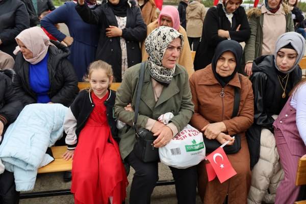 Kelikler’de Bayram Coşkusu Zirve Yaptı 99