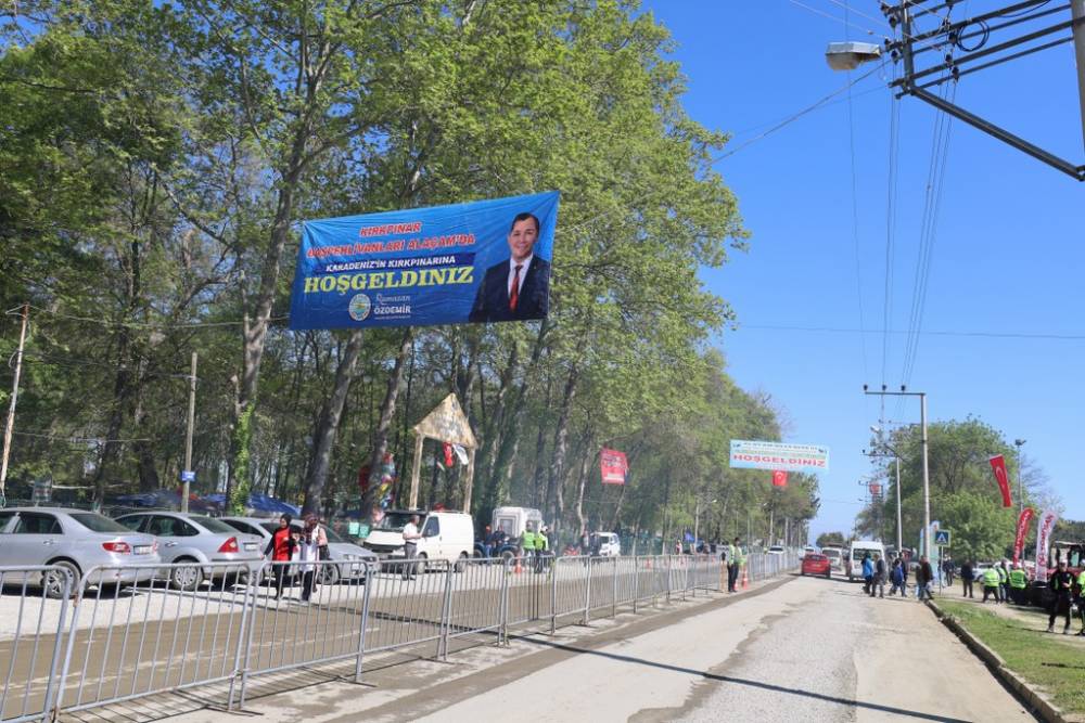 632. Alaçam Geyikkoşan Güreşleri ve Piknik Etkinliğinden renkli kareler 1