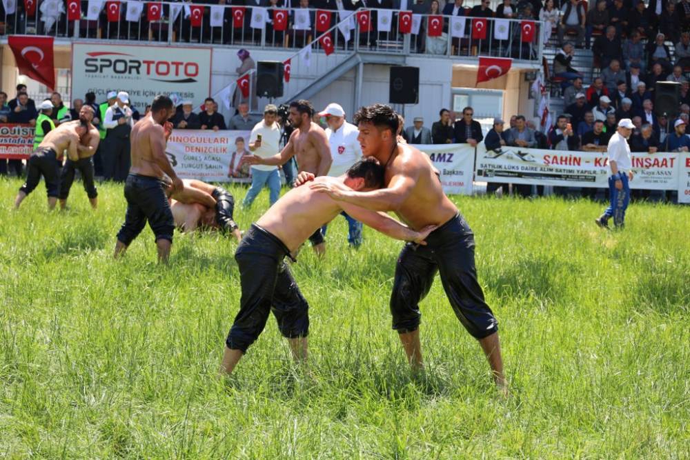 632. Alaçam Geyikkoşan Güreşleri ve Piknik Etkinliğinden renkli kareler 100