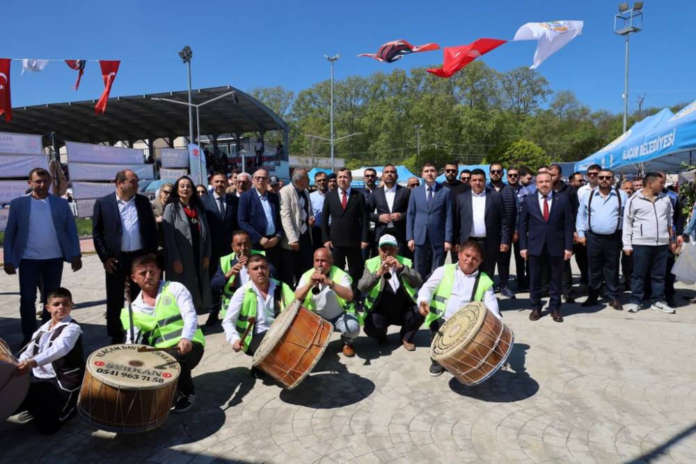 632. Alaçam Geyikkoşan Güreşleri ve Piknik Etkinliğinden renkli kareler 11