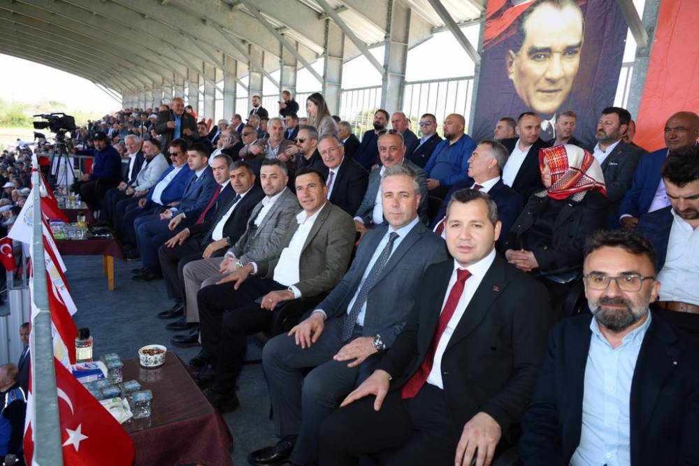 632. Alaçam Geyikkoşan Güreşleri ve Piknik Etkinliğinden renkli kareler 128