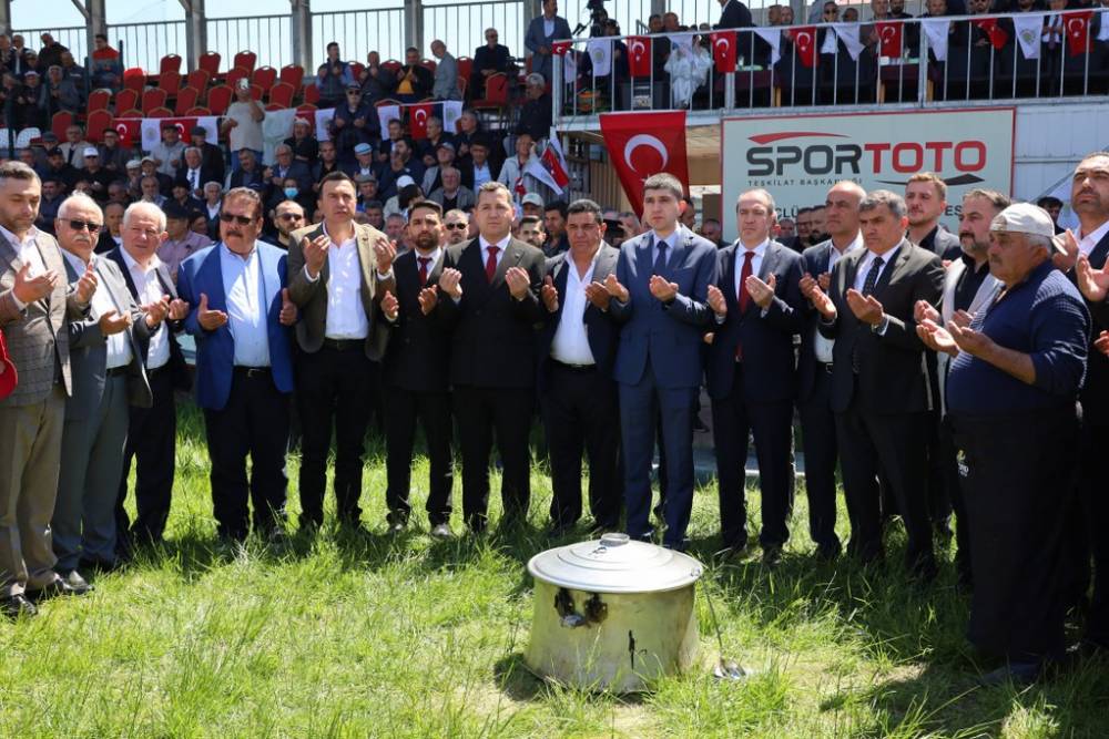 632. Alaçam Geyikkoşan Güreşleri ve Piknik Etkinliğinden renkli kareler 132