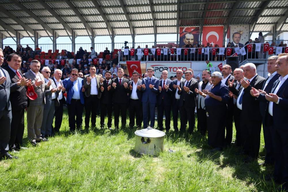 632. Alaçam Geyikkoşan Güreşleri ve Piknik Etkinliğinden renkli kareler 133