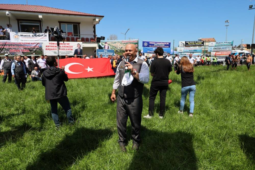 632. Alaçam Geyikkoşan Güreşleri ve Piknik Etkinliğinden renkli kareler 136