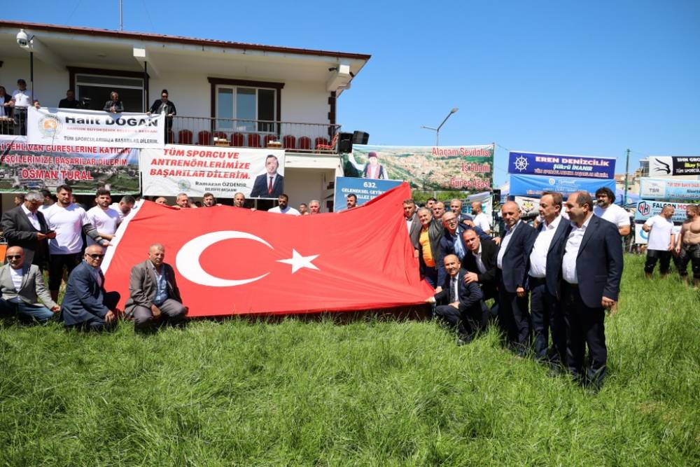 632. Alaçam Geyikkoşan Güreşleri ve Piknik Etkinliğinden renkli kareler 148