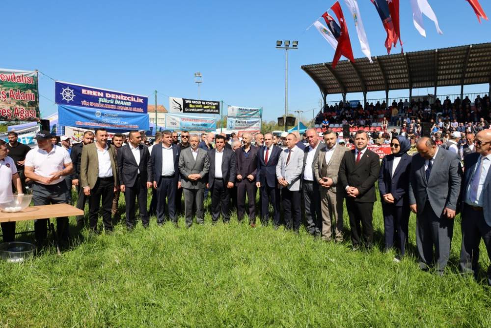 632. Alaçam Geyikkoşan Güreşleri ve Piknik Etkinliğinden renkli kareler 169