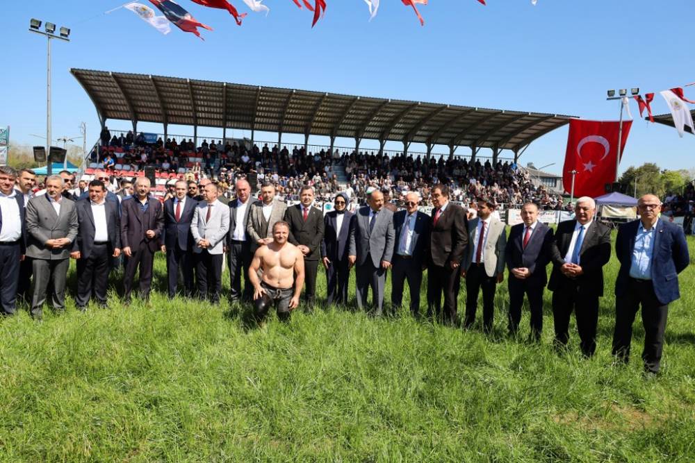 632. Alaçam Geyikkoşan Güreşleri ve Piknik Etkinliğinden renkli kareler 175