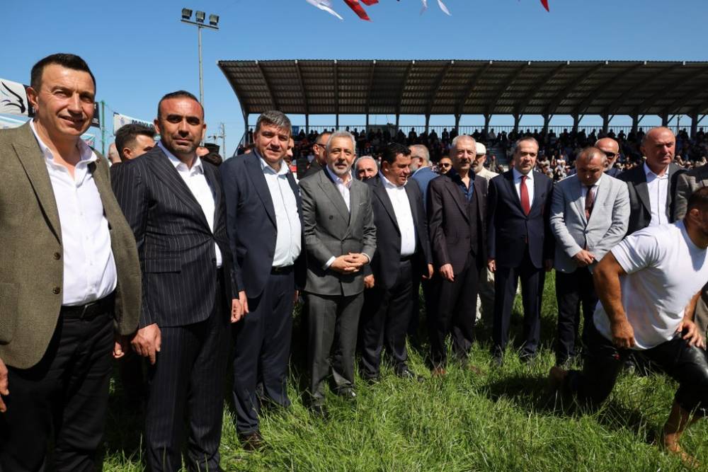 632. Alaçam Geyikkoşan Güreşleri ve Piknik Etkinliğinden renkli kareler 181