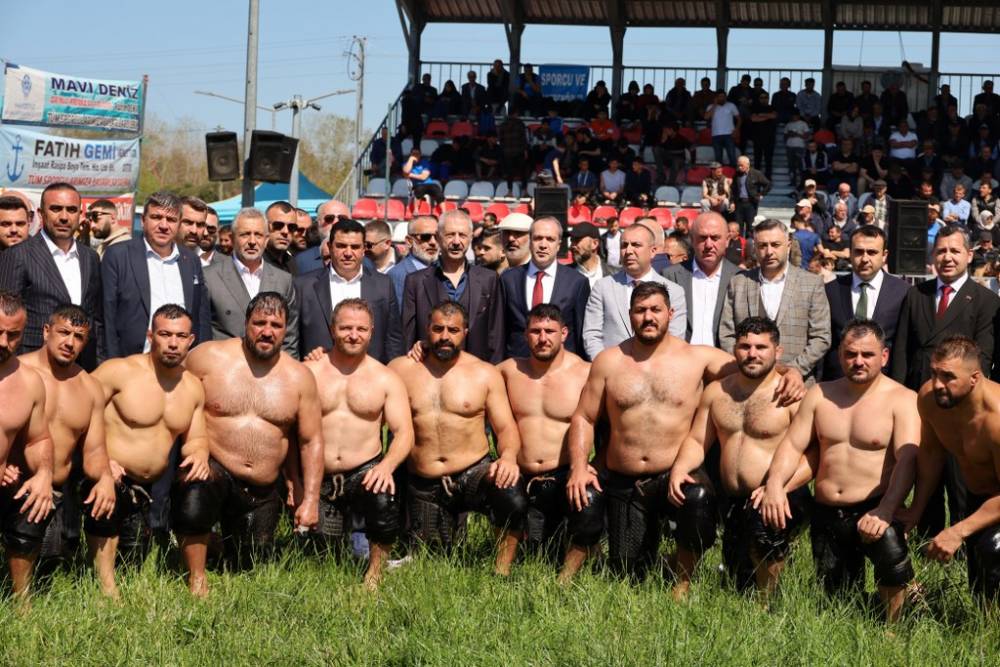 632. Alaçam Geyikkoşan Güreşleri ve Piknik Etkinliğinden renkli kareler 185